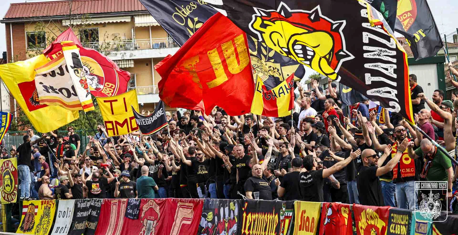 Mantova - Catanzaro legame indissolubile tra squadra e tifosi